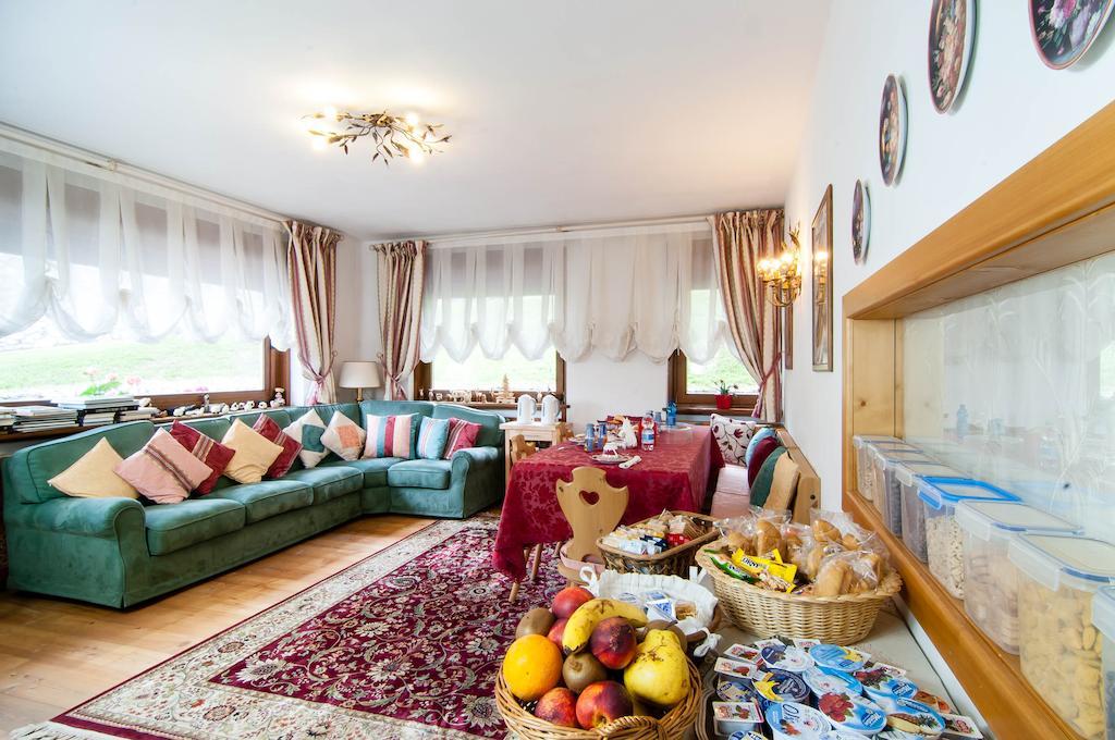 B&B Caldara Cortina dʼAmpezzo Exteriör bild