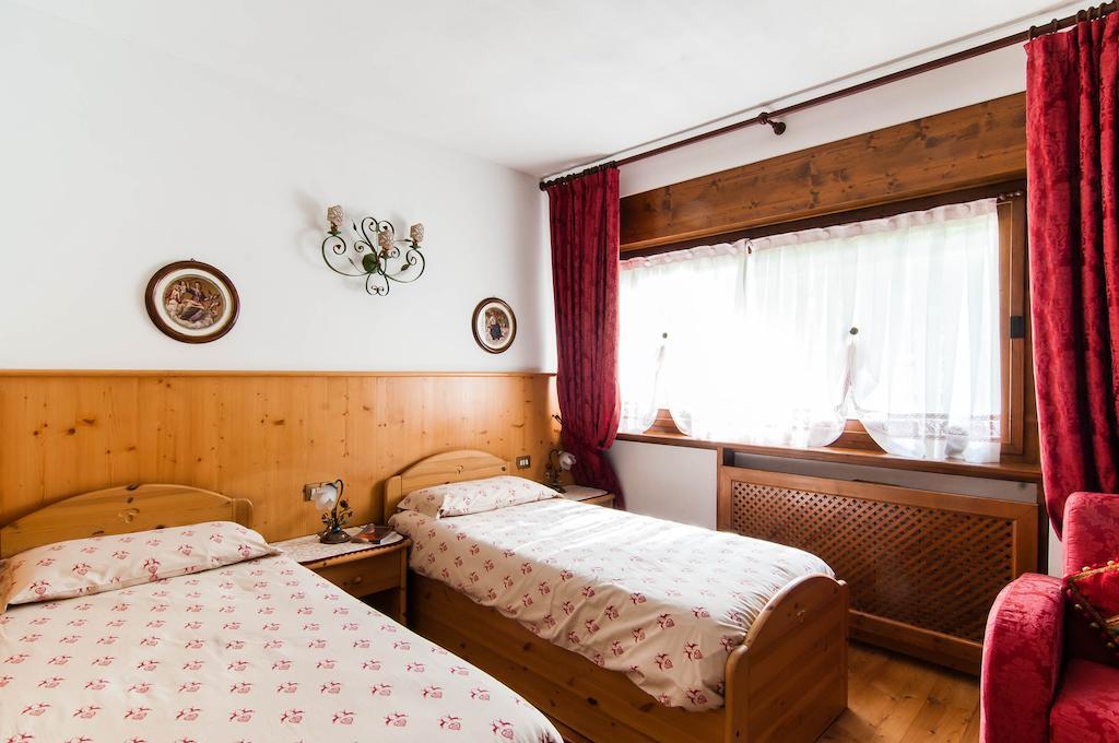 B&B Caldara Cortina dʼAmpezzo Exteriör bild