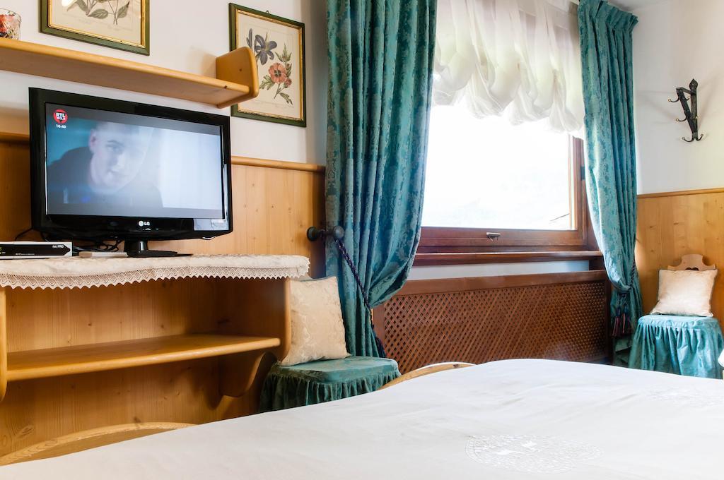 B&B Caldara Cortina dʼAmpezzo Rum bild