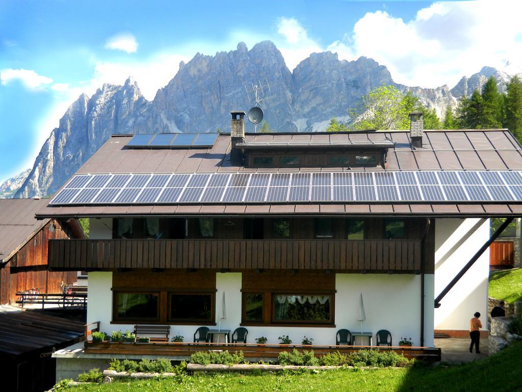 B&B Caldara Cortina dʼAmpezzo Exteriör bild